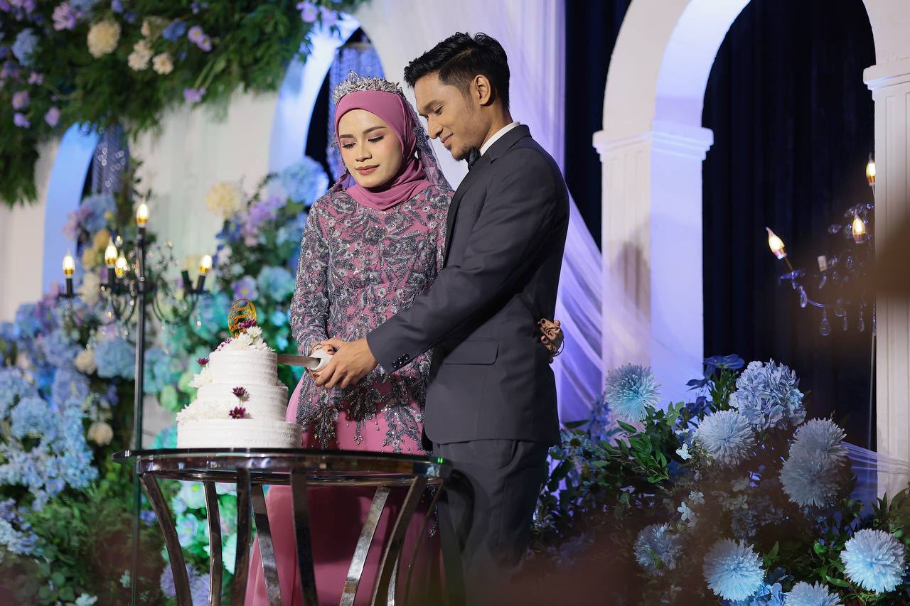 Suasana majlis nikah dan sanding di Selangor
